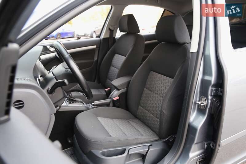 Ліфтбек Skoda Octavia 2012 в Києві фото 9 Ліфтбек Skoda Octavia 2012 в Києві