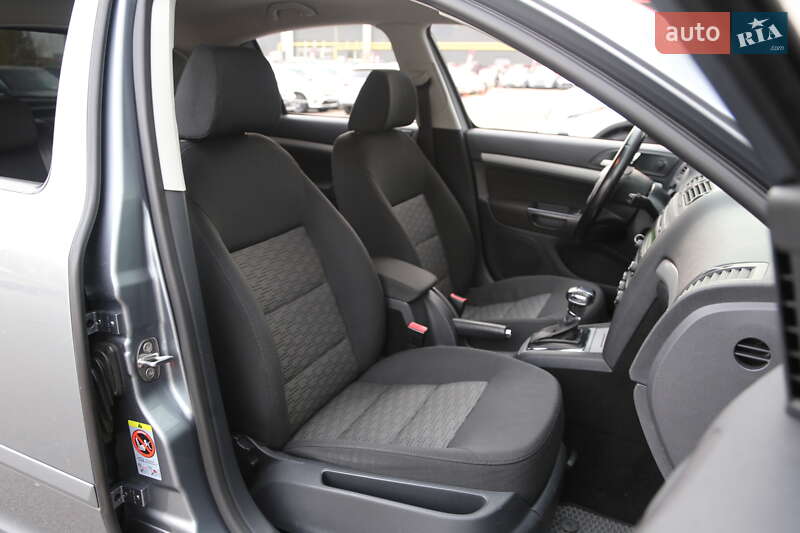 Ліфтбек Skoda Octavia 2012 в Києві фото 12 Ліфтбек Skoda Octavia 2012 в Києві