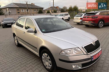 Лифтбек Skoda Octavia 2007 в Луцке