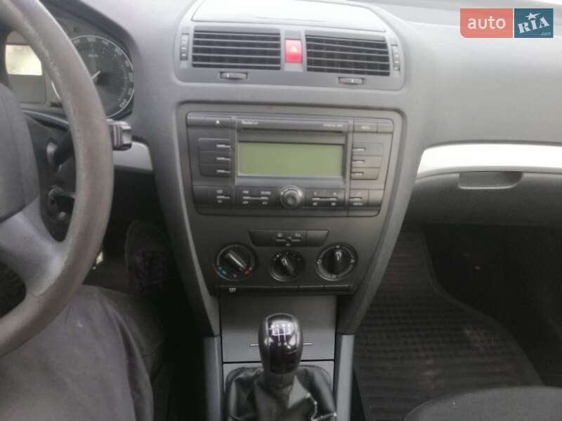 Лифтбек Skoda Octavia 2008 в Киеве