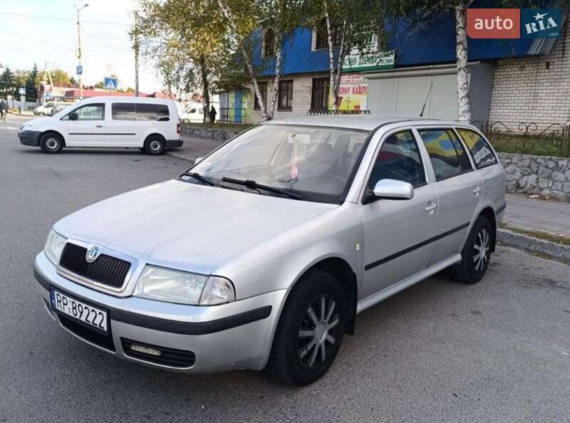 Универсал Skoda Octavia 2004 в Харькове
