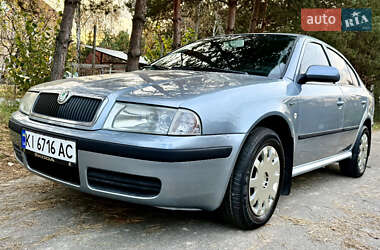Лифтбек Skoda Octavia 2004 в Буче