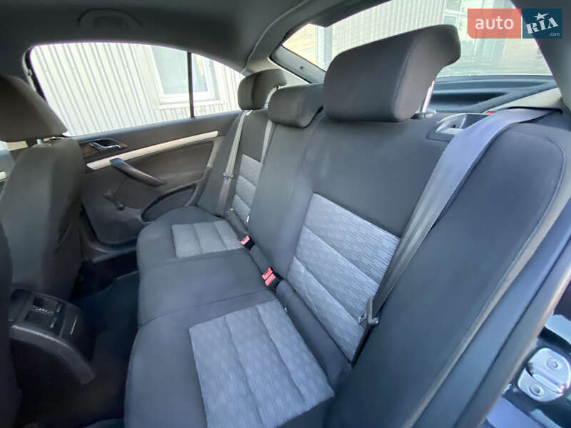 Лифтбек Skoda Octavia 2009 в Киеве фото 29 Лифтбек Skoda Octavia 2009 в Киеве