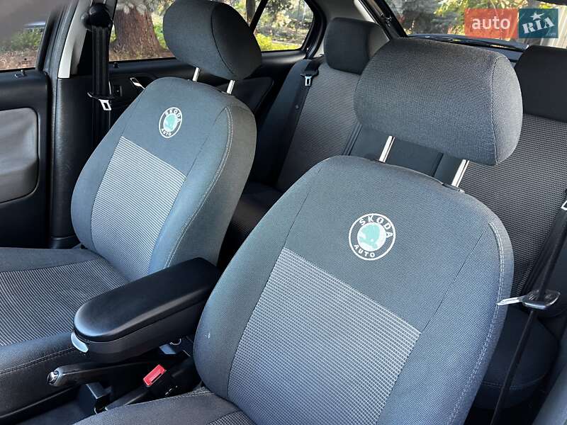 Лифтбек Skoda Octavia 2007 в Житомире фото 18 Лифтбек Skoda Octavia 2007 в Житомире