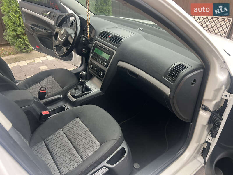 Лифтбек Skoda Octavia 2012 в Мукачево фото 40 Лифтбек Skoda Octavia 2012 в Мукачево