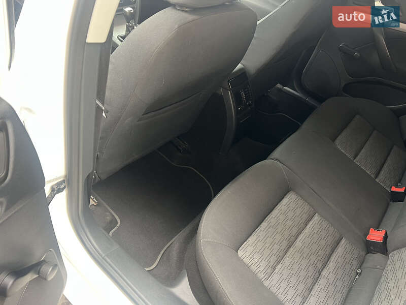 Лифтбек Skoda Octavia 2012 в Мукачево фото 48 Лифтбек Skoda Octavia 2012 в Мукачево