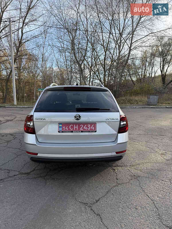 Универсал Skoda Octavia 2020 в Полтаве фото 4 Универсал Skoda Octavia 2020 в Полтаве