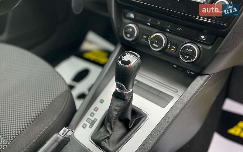 Универсал Skoda Octavia 2015 в Коломые фото 15 Универсал Skoda Octavia 2015 в Коломые