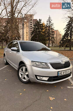 Лифтбек Skoda Octavia 2014 в Кривом Роге