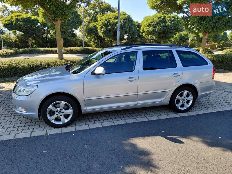 Skoda Octavia 2012 Skoda Octavia 2012