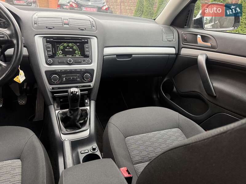 Універсал Skoda Octavia 2012 в Сарнах фото 35 Універсал Skoda Octavia 2012 в Сарнах