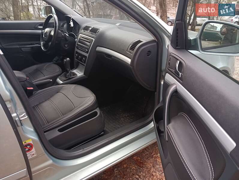 Ліфтбек Skoda Octavia 2011 в Хмельницькому фото 9 Ліфтбек Skoda Octavia 2011 в Хмельницькому
