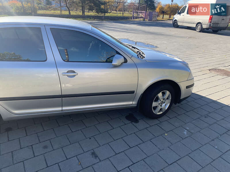 Лифтбек Skoda Octavia 2008 в Кременчуге