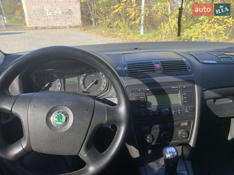 Лифтбек Skoda Octavia 2008 в Кременчуге