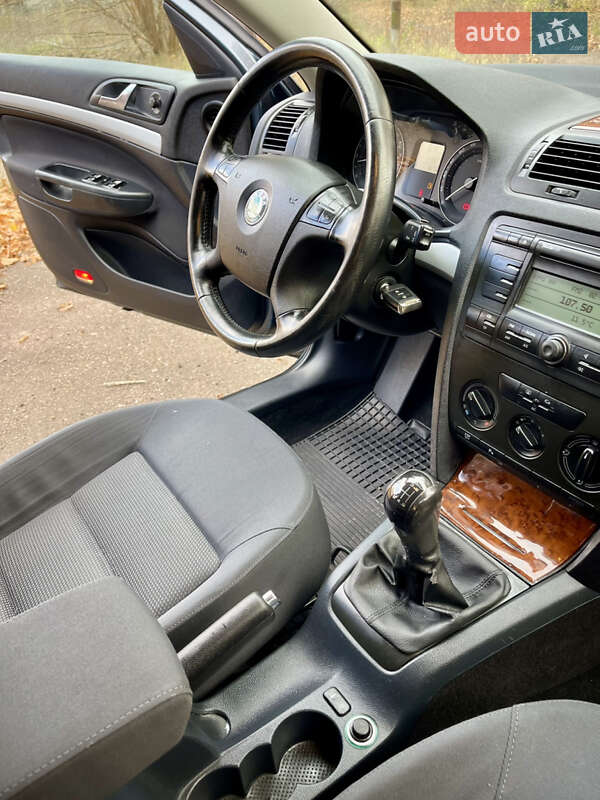 Лифтбек Skoda Octavia 2006 в Нежине фото 17 Лифтбек Skoda Octavia 2006 в Нежине