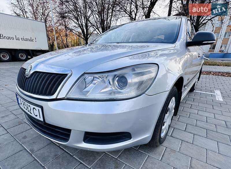 Лифтбек Skoda Octavia 2008 в Черкассах фото 3 Лифтбек Skoda Octavia 2008 в Черкассах