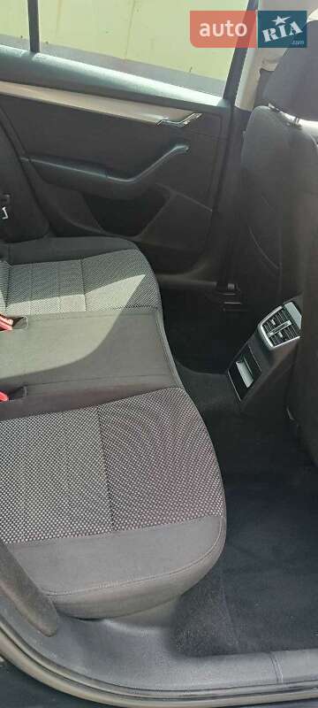 Универсал Skoda Octavia 2014 в Черкассах