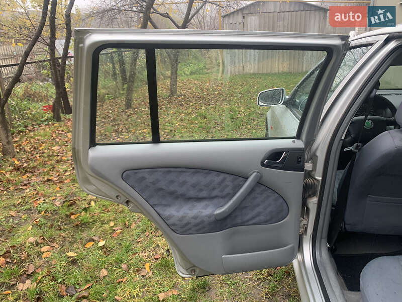 Универсал Skoda Octavia 1999 в Житомире