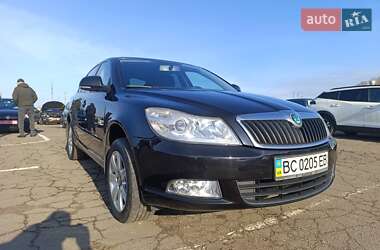 Лифтбек Skoda Octavia 2010 в Ровно