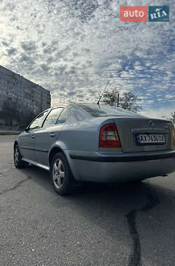 Лифтбек Skoda Octavia 2002 в Харькове