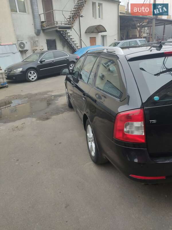 Универсал Skoda Octavia 2009 в Киеве фото 9 Универсал Skoda Octavia 2009 в Киеве