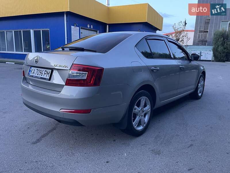 Лифтбек Skoda Octavia 2014 в Киеве