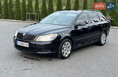 Универсал Skoda Octavia 2011 в Надворной