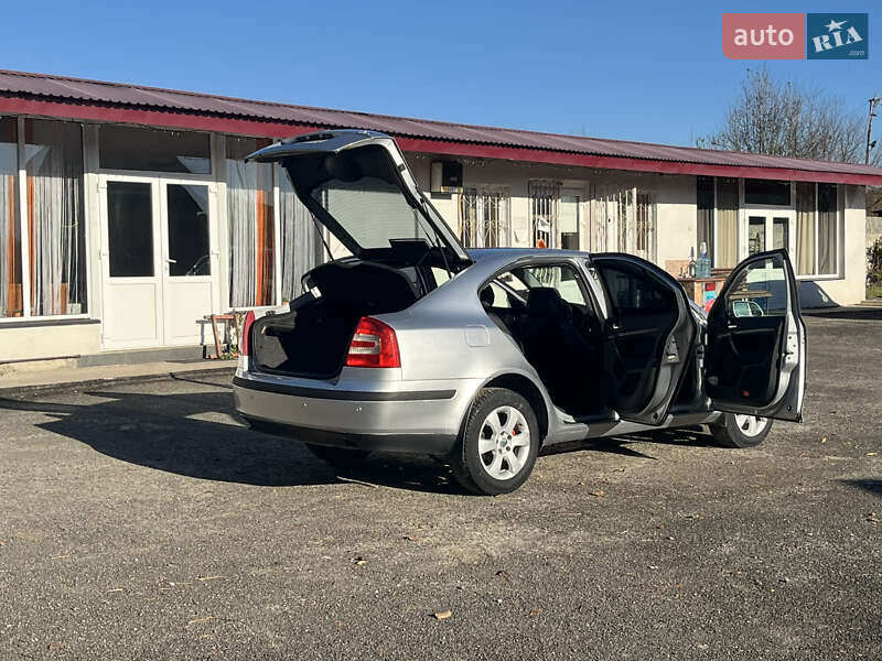 Лифтбек Skoda Octavia 2008 в Рудки