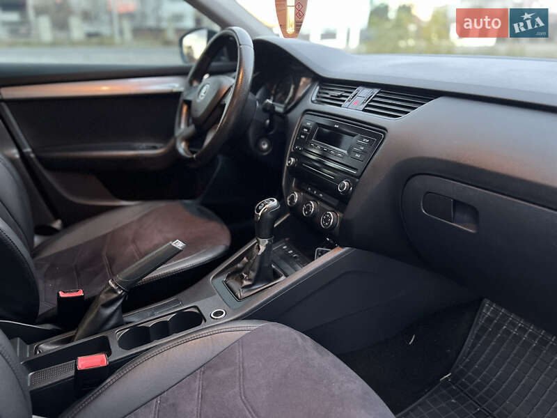 Лифтбек Skoda Octavia 2013 в Тячеве