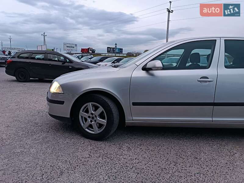 Лифтбек Skoda Octavia 2004 в Львове фото 4 Лифтбек Skoda Octavia 2004 в Львове