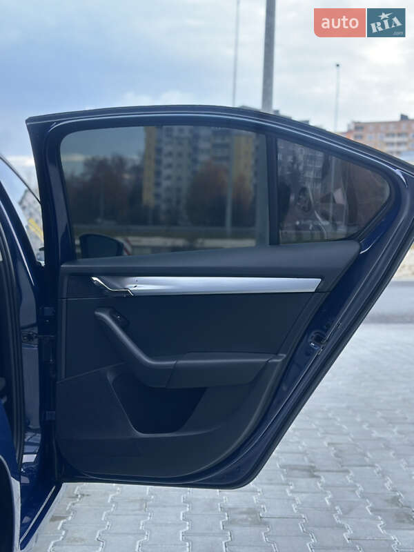 Лифтбек Skoda Octavia 2017 в Тернополе фото 21 Лифтбек Skoda Octavia 2017 в Тернополе