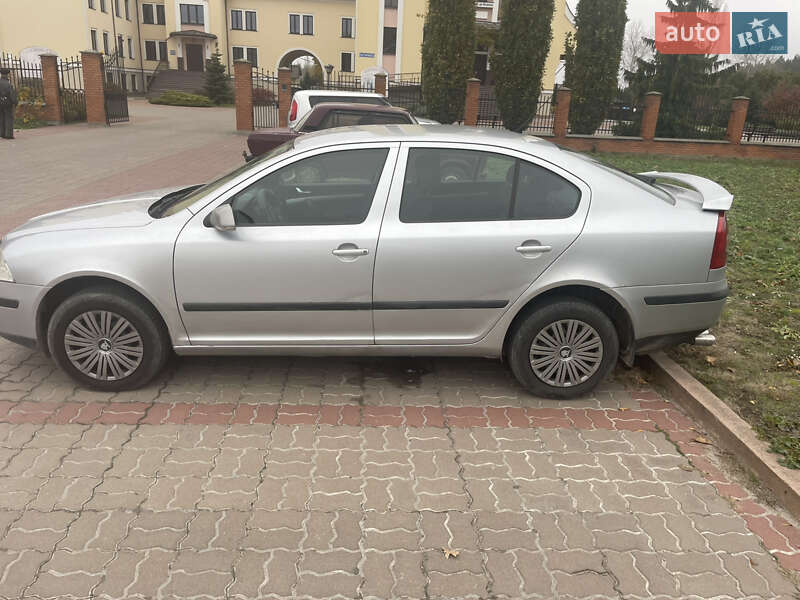 Лифтбек Skoda Octavia 2008 в Обухове фото 3 Лифтбек Skoda Octavia 2008 в Обухове