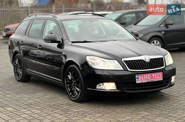 Универсал Skoda Octavia 2011 в Староконстантинове
