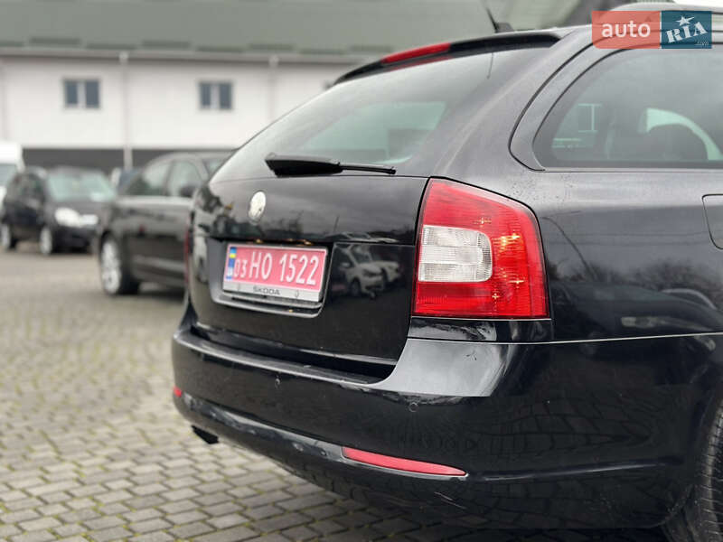 Универсал Skoda Octavia 2011 в Староконстантинове