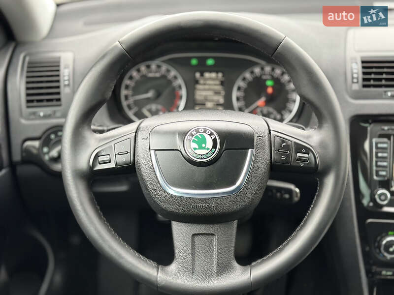 Универсал Skoda Octavia 2011 в Староконстантинове