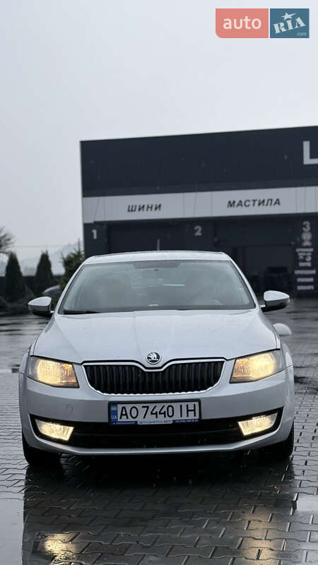 Лифтбек Skoda Octavia 2013 в Хусте