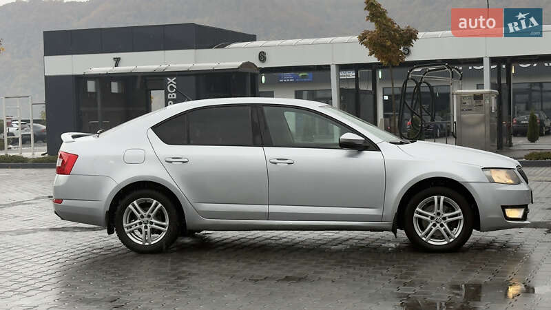 Лифтбек Skoda Octavia 2013 в Хусте