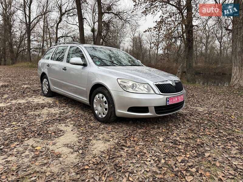 Универсал Skoda Octavia 2009 в Полтаве