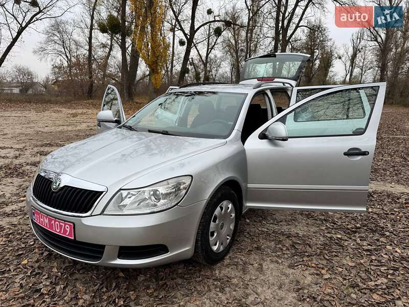 Универсал Skoda Octavia 2009 в Полтаве