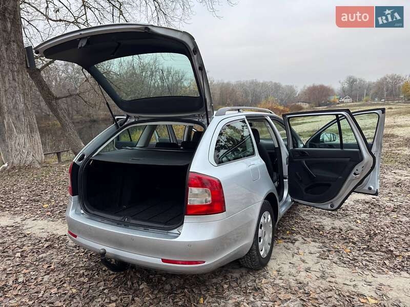 Универсал Skoda Octavia 2009 в Полтаве