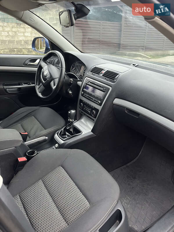 Универсал Skoda Octavia 2010 в Львове фото 47 Универсал Skoda Octavia 2010 в Львове