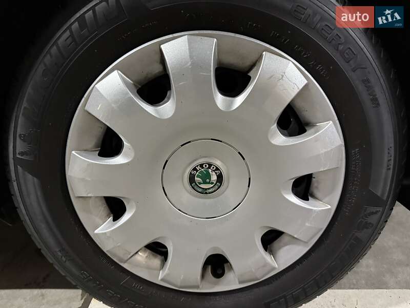 Лифтбек Skoda Octavia 2005 в Киеве фото 7 Лифтбек Skoda Octavia 2005 в Киеве