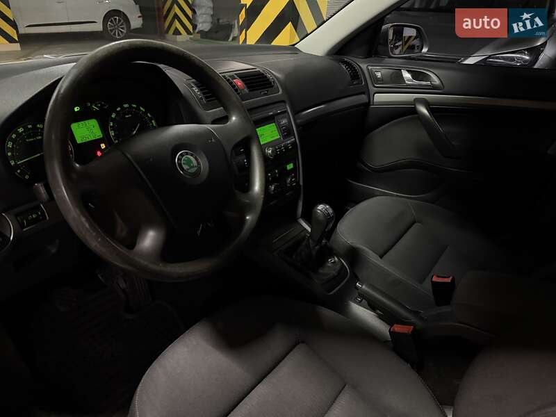 Лифтбек Skoda Octavia 2005 в Киеве фото 19 Лифтбек Skoda Octavia 2005 в Киеве