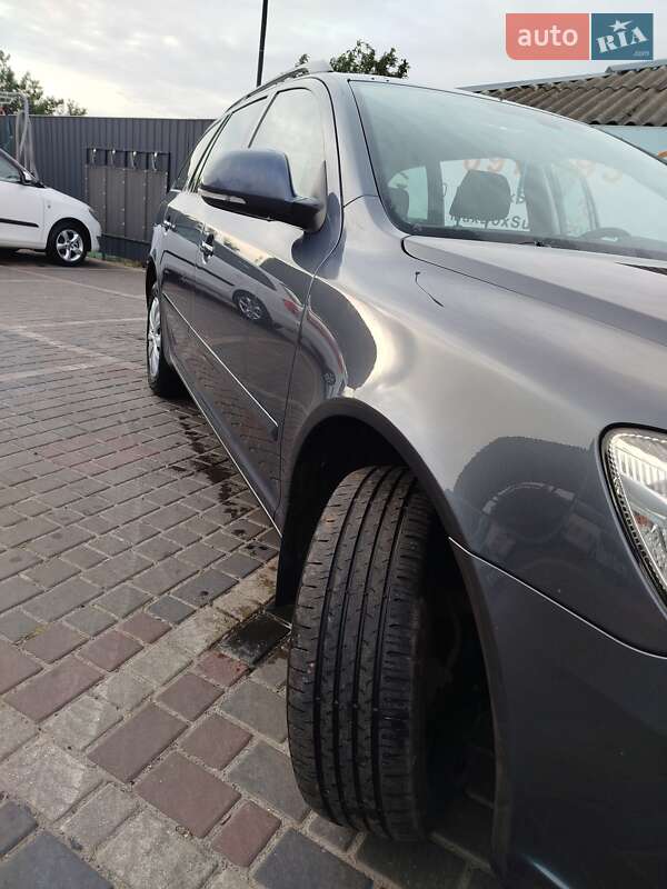 Универсал Skoda Octavia 2010 в Бахмаче
