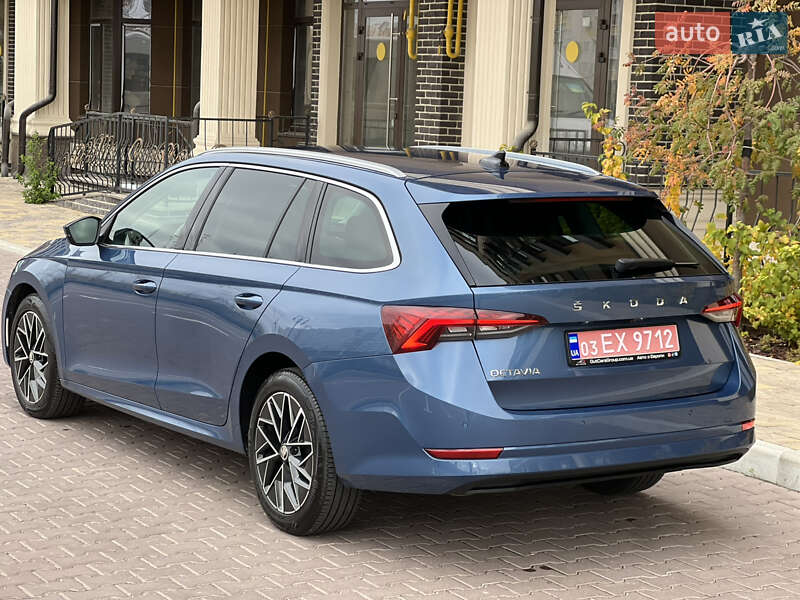Универсал Skoda Octavia 2021 в Киеве