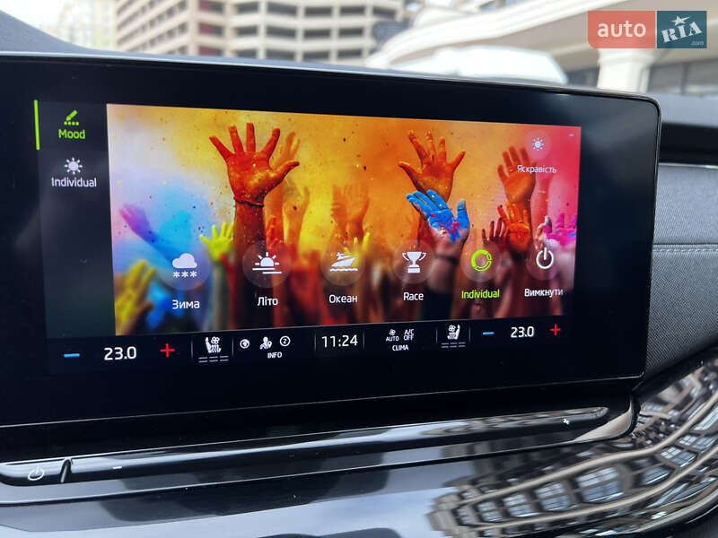 Универсал Skoda Octavia 2021 в Киеве