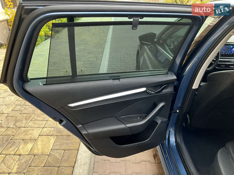 Универсал Skoda Octavia 2021 в Киеве