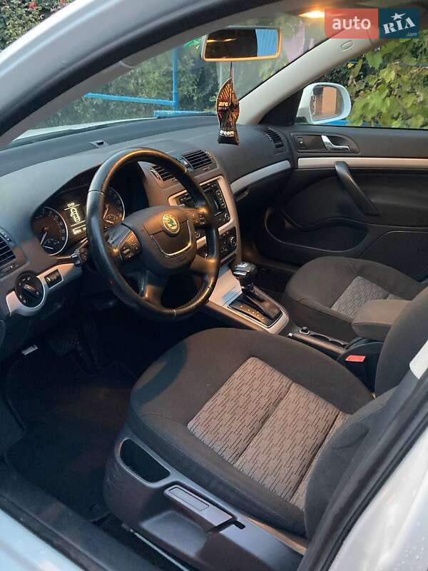 Универсал Skoda Octavia 2012 в Ровно фото 16 Универсал Skoda Octavia 2012 в Ровно