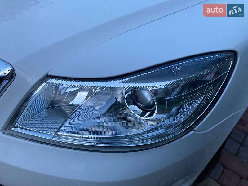 Универсал Skoda Octavia 2012 в Ровно фото 30 Универсал Skoda Octavia 2012 в Ровно