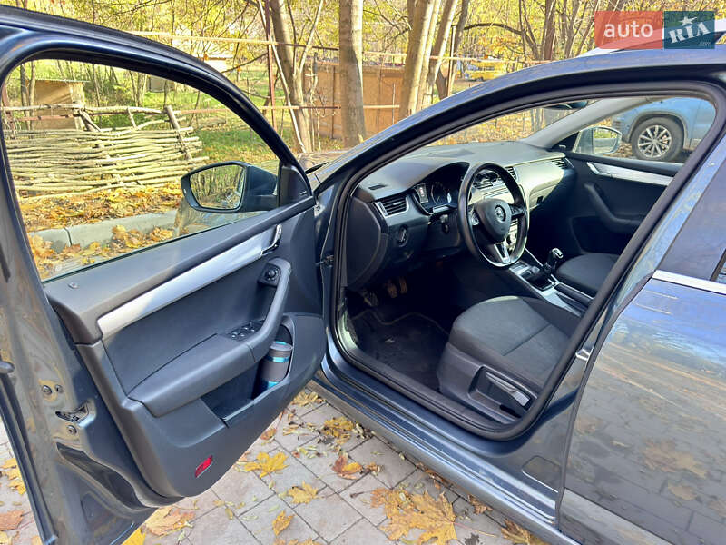 Универсал Skoda Octavia 2016 в Львове